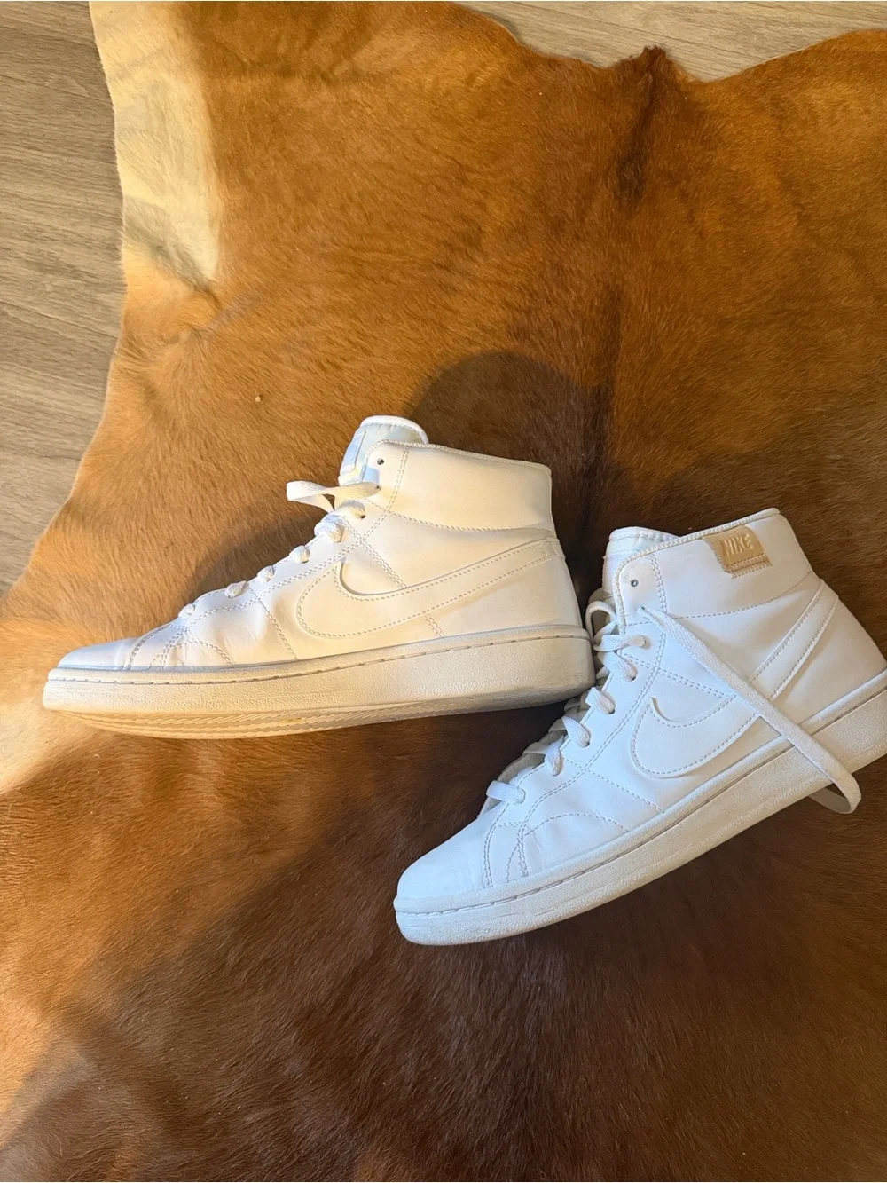Nike Court Royale 2 Mid Triple White (Women's) size 9.5